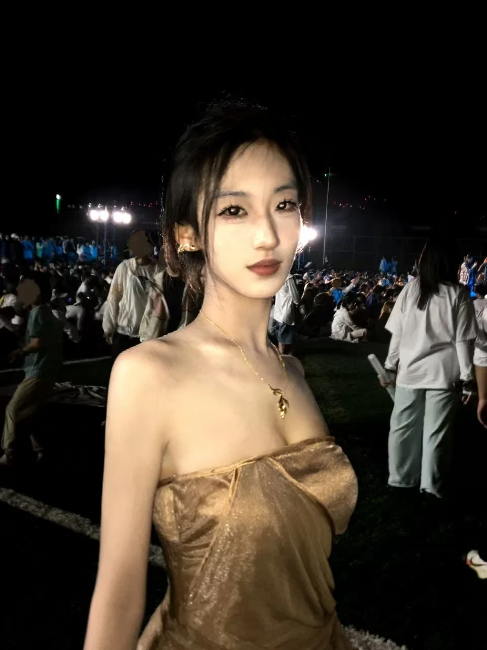 汪元泱公开肖像