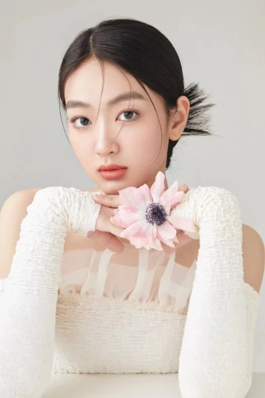 杨唯祺公开肖像